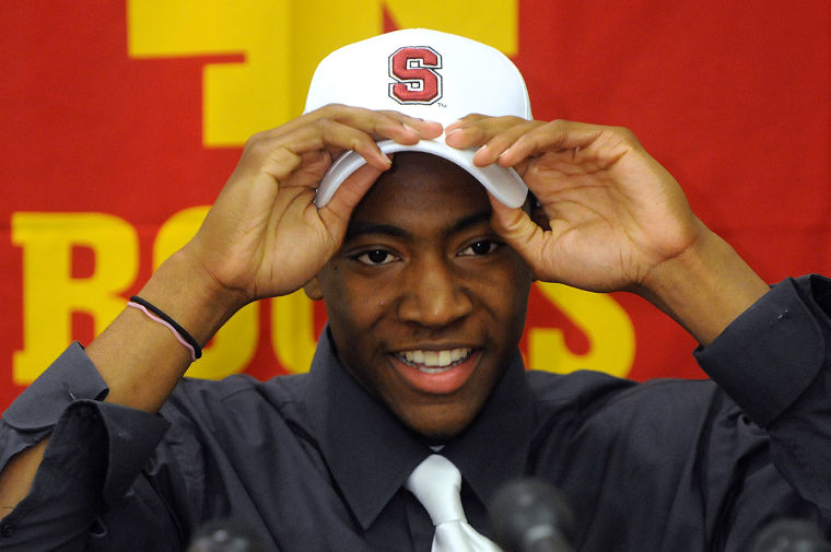 From Crimson to Cardinal: Randle verbally commits to Stanford